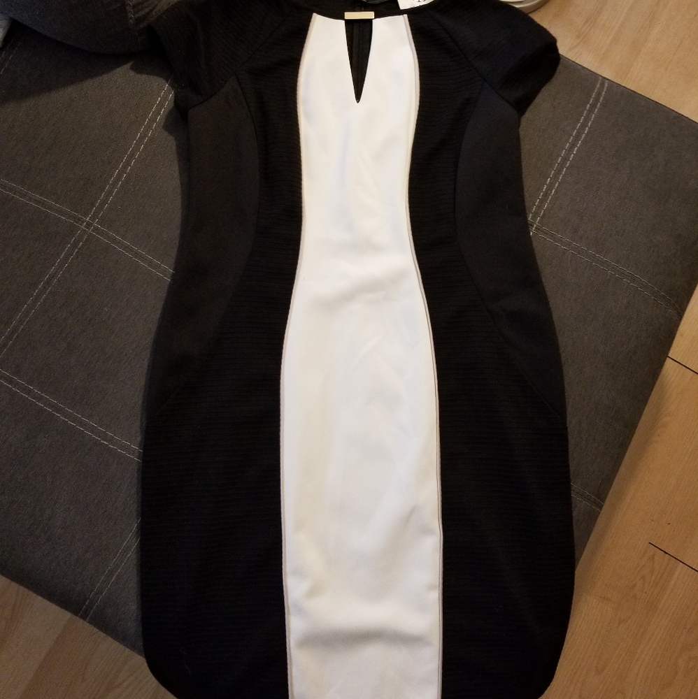 SD Collection Dress - Picture 2 of 8